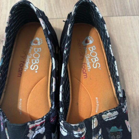 Sketchers BOB’S for Cats Slip-on Memory Foam Fabric Flats Size 6 Black/Multi - Picture 2 of 9